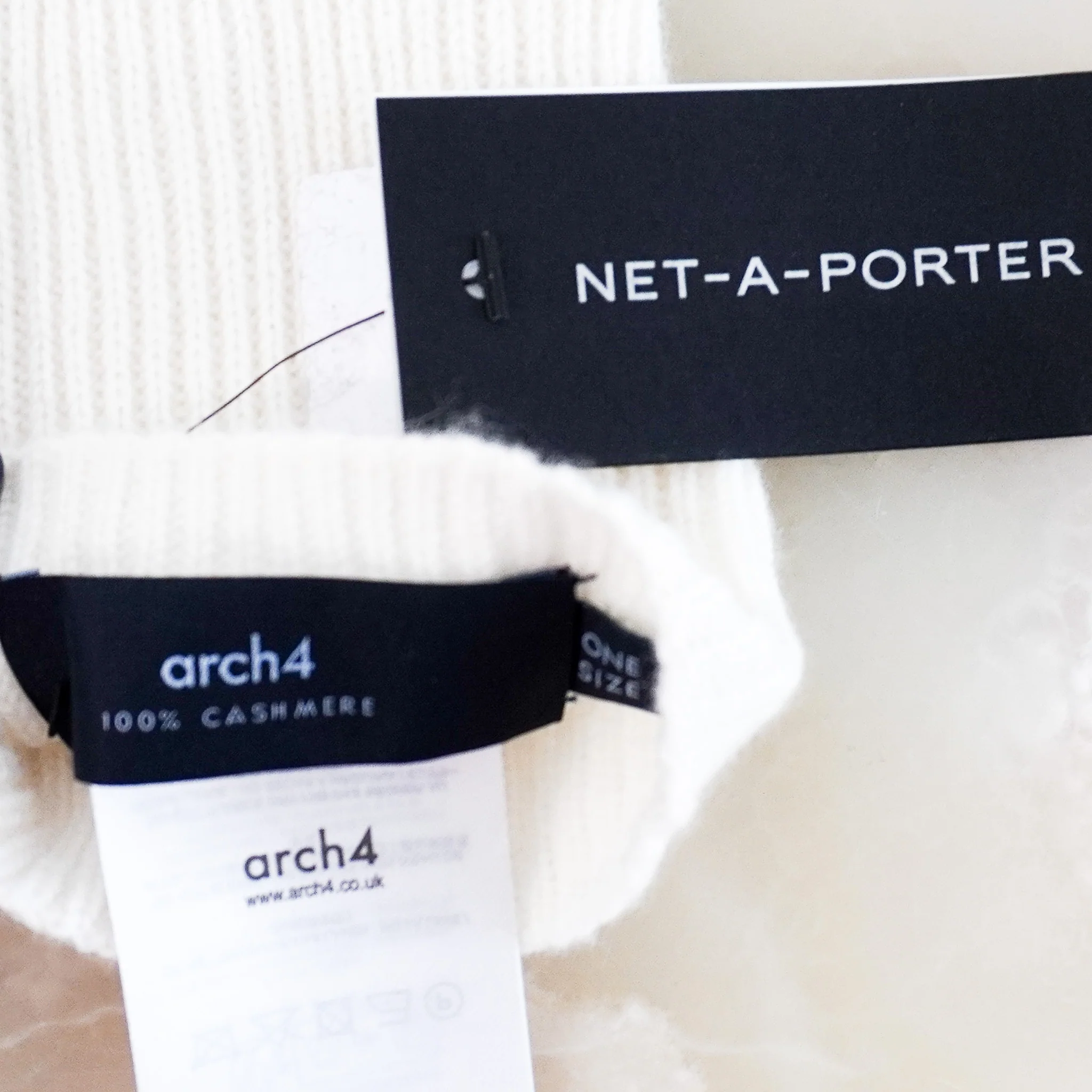 Arch 4 Cashmere Long Gloves in White RRP £145 | Authentic Preloved FINAL SALE - Image 3