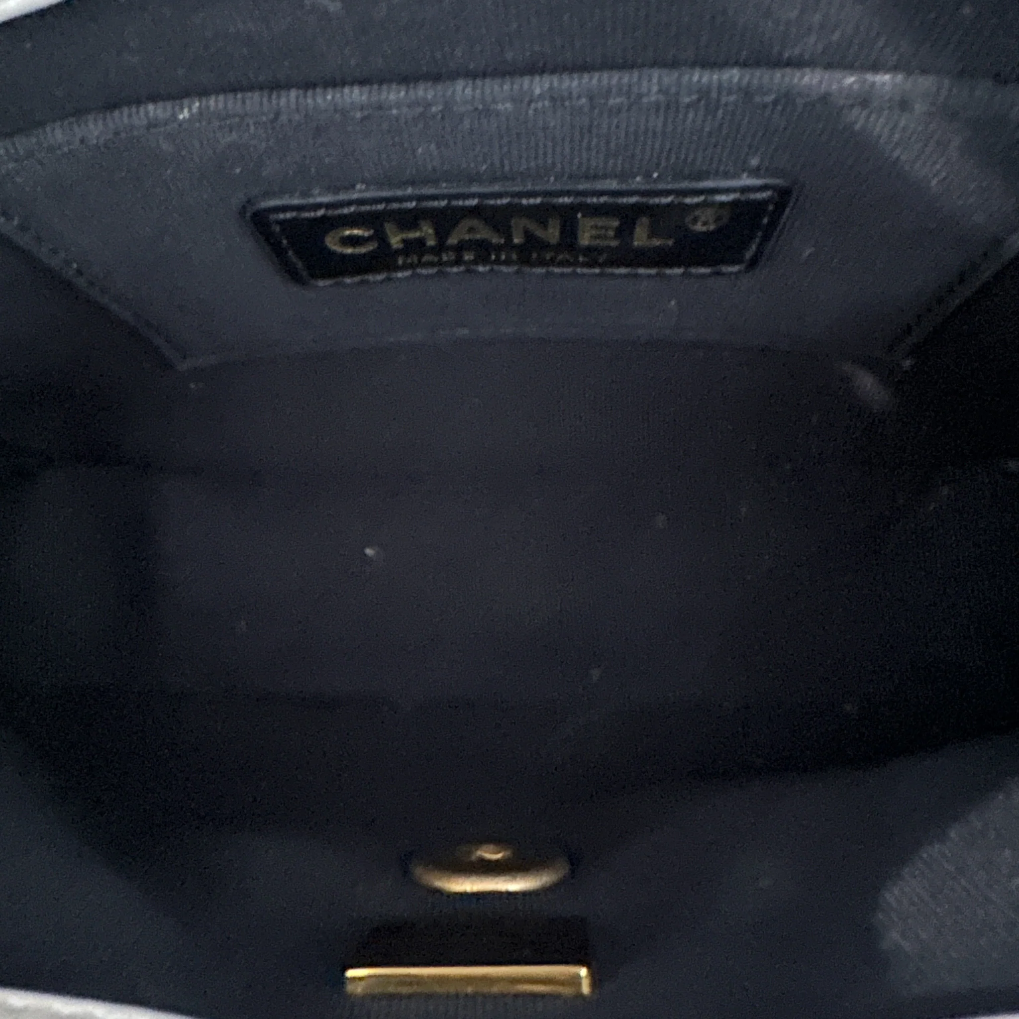 Chanel Mini White Lambskin Flap Bag RRP £4690 | Authentic Preloved - Image 6