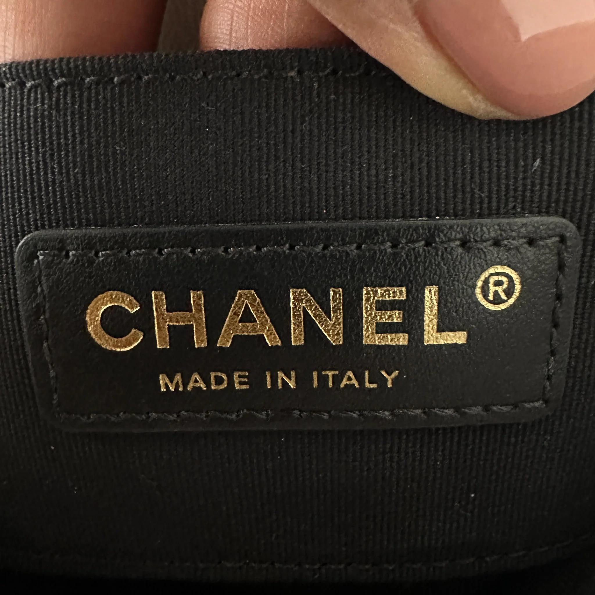 Chanel Mini White Lambskin Flap Bag RRP £4690 | Authentic Preloved - Image 7