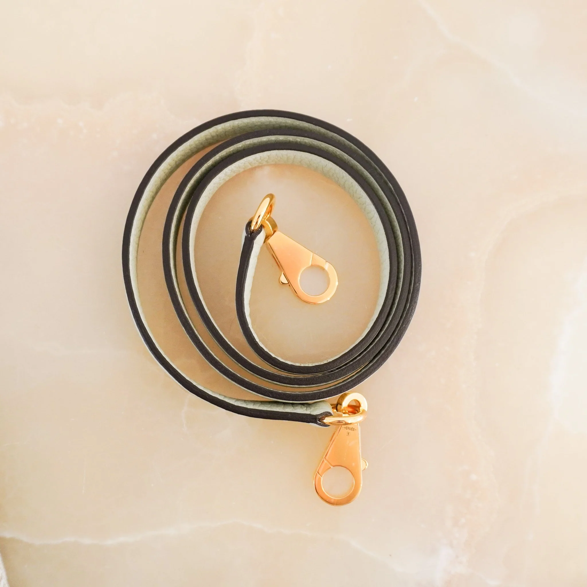 NEW Hermès Kelly 28 Gris Neve Togo Retourne Gold Hardware | Authentic Preloved - Image 18