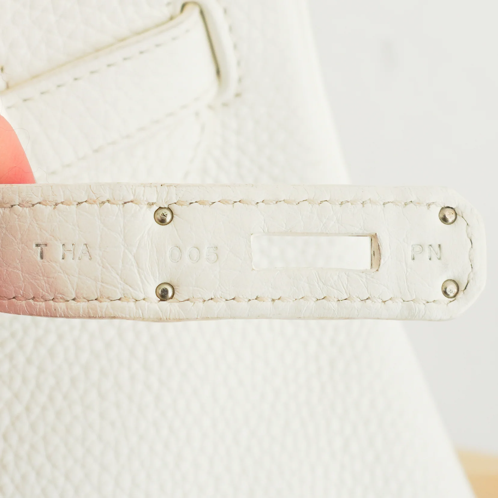 Hermès White Birkin 35 Togo Leather Palladium Hardware | Authentic Preloved - Image 12