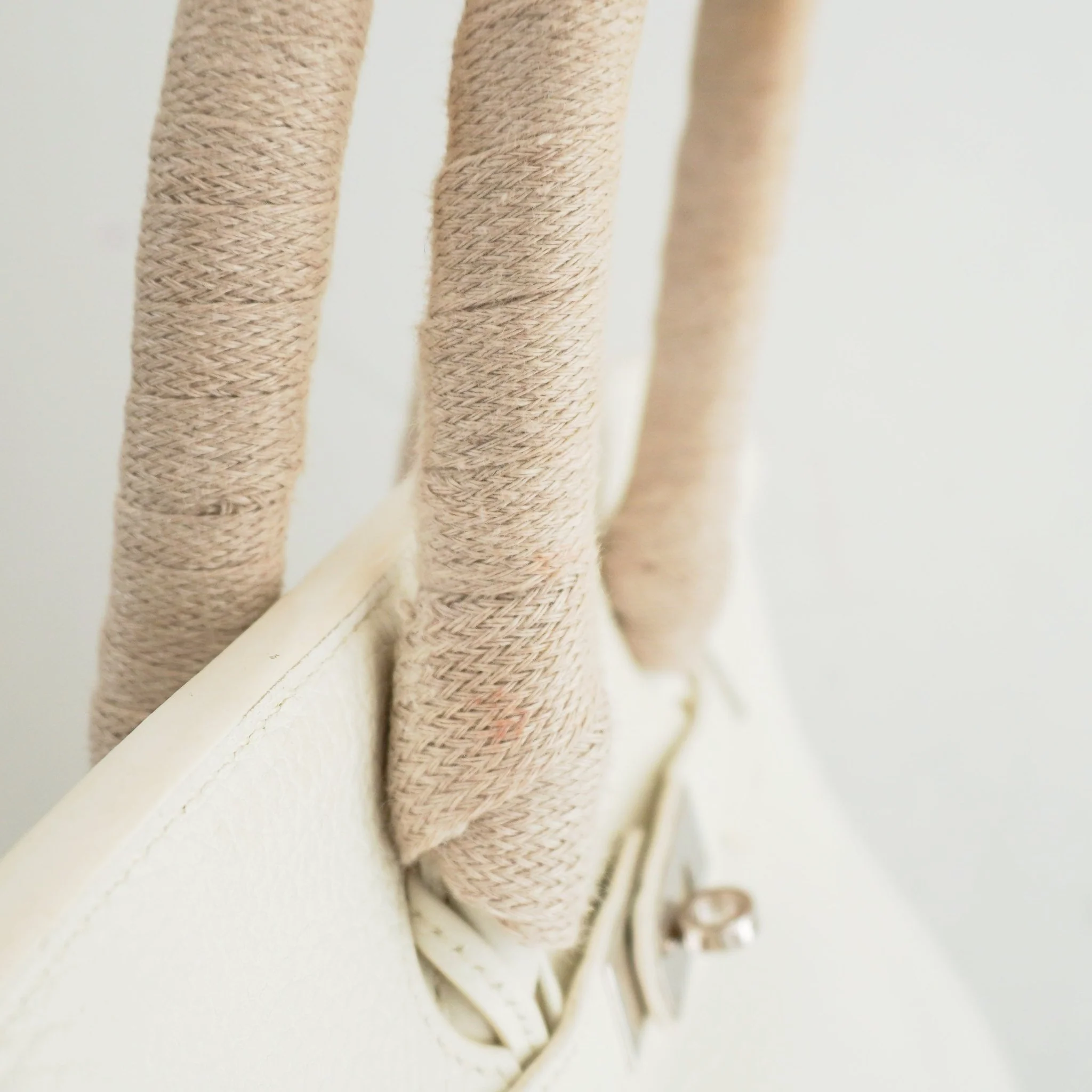 Hermès White Birkin 35 Togo Leather Palladium Hardware | Authentic Preloved - Image 17