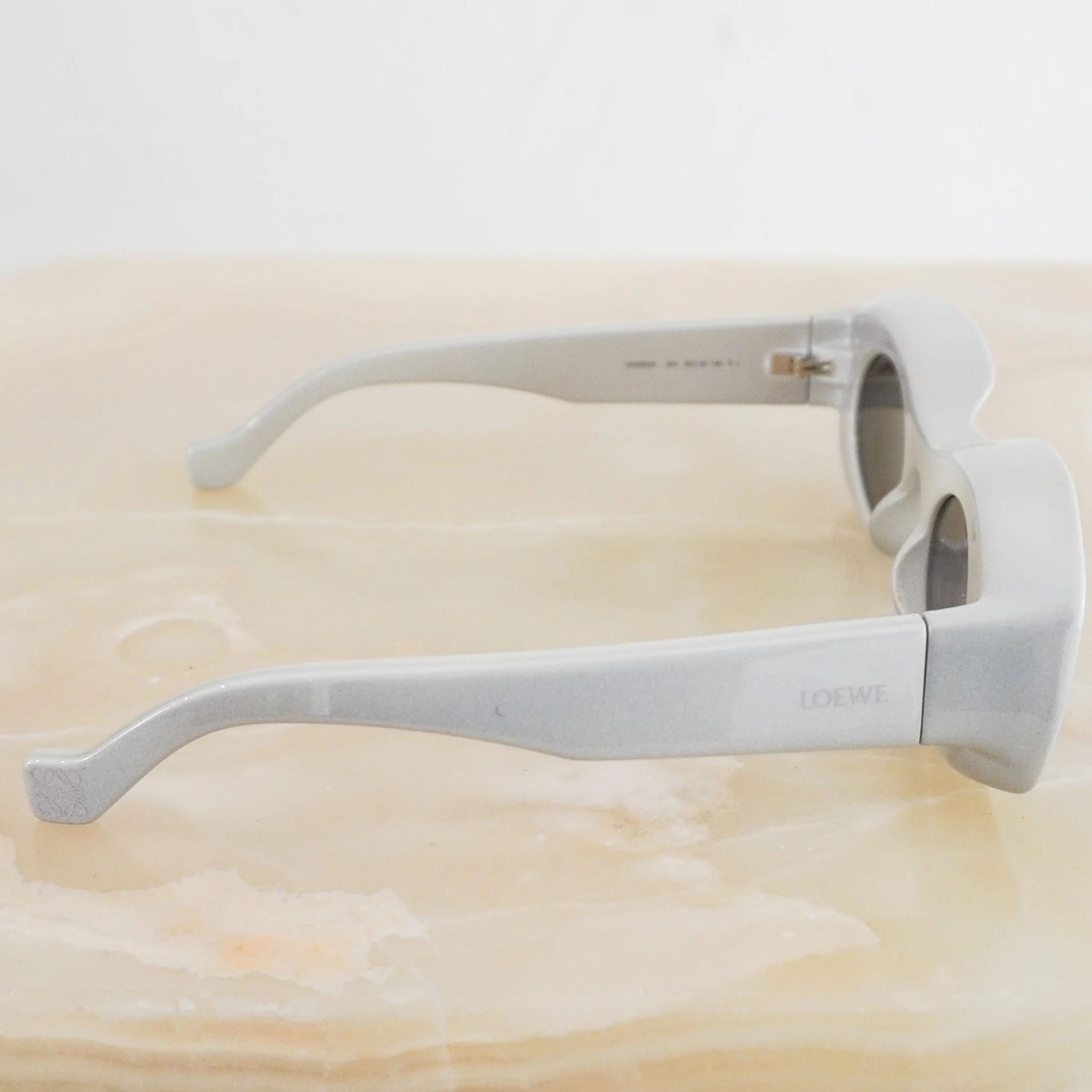 Loewe grey sunglasses RRP £300 | Authentic Preloved - Image 4