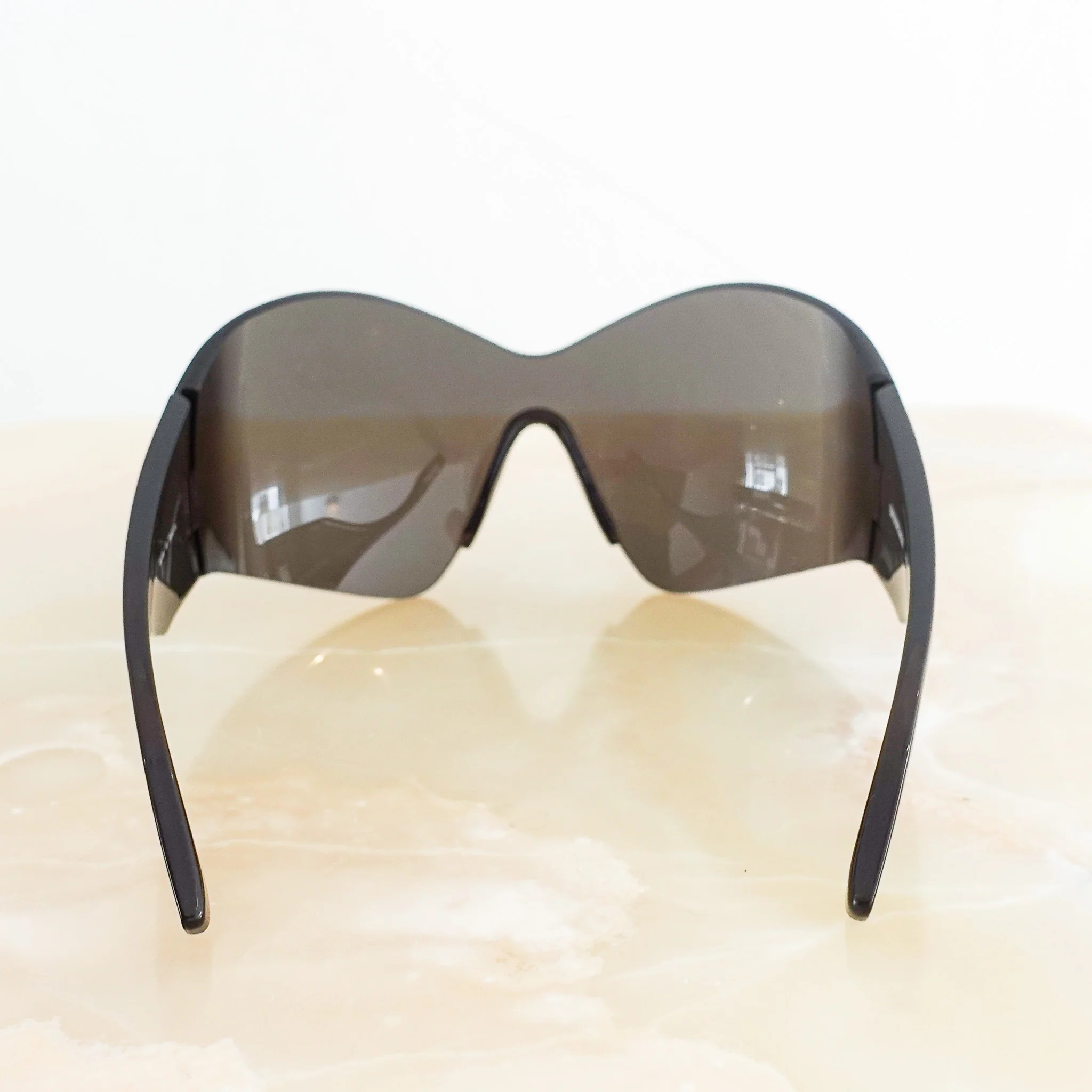 NEW Balenciaga black oversized frame sunglasses RRP £420 | Authentic Preloved - Image 7