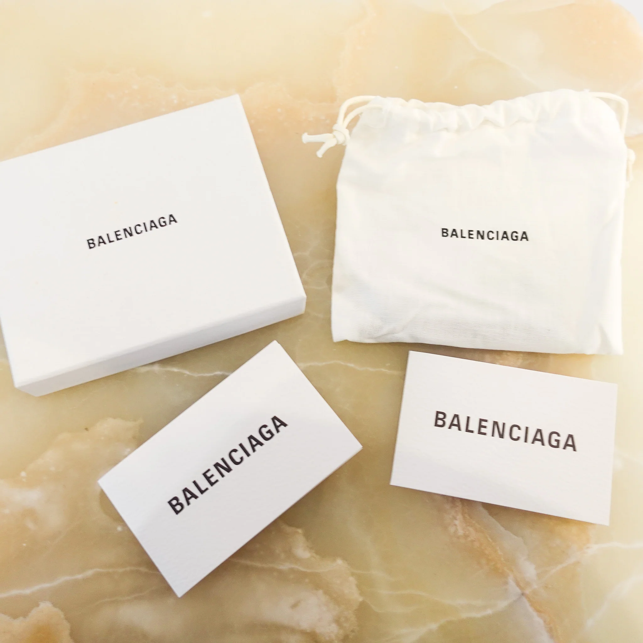 Balenciaga  White card holder RNEWhite card holder RRP £295- FINAL SALE NO RETURNS - Image 8