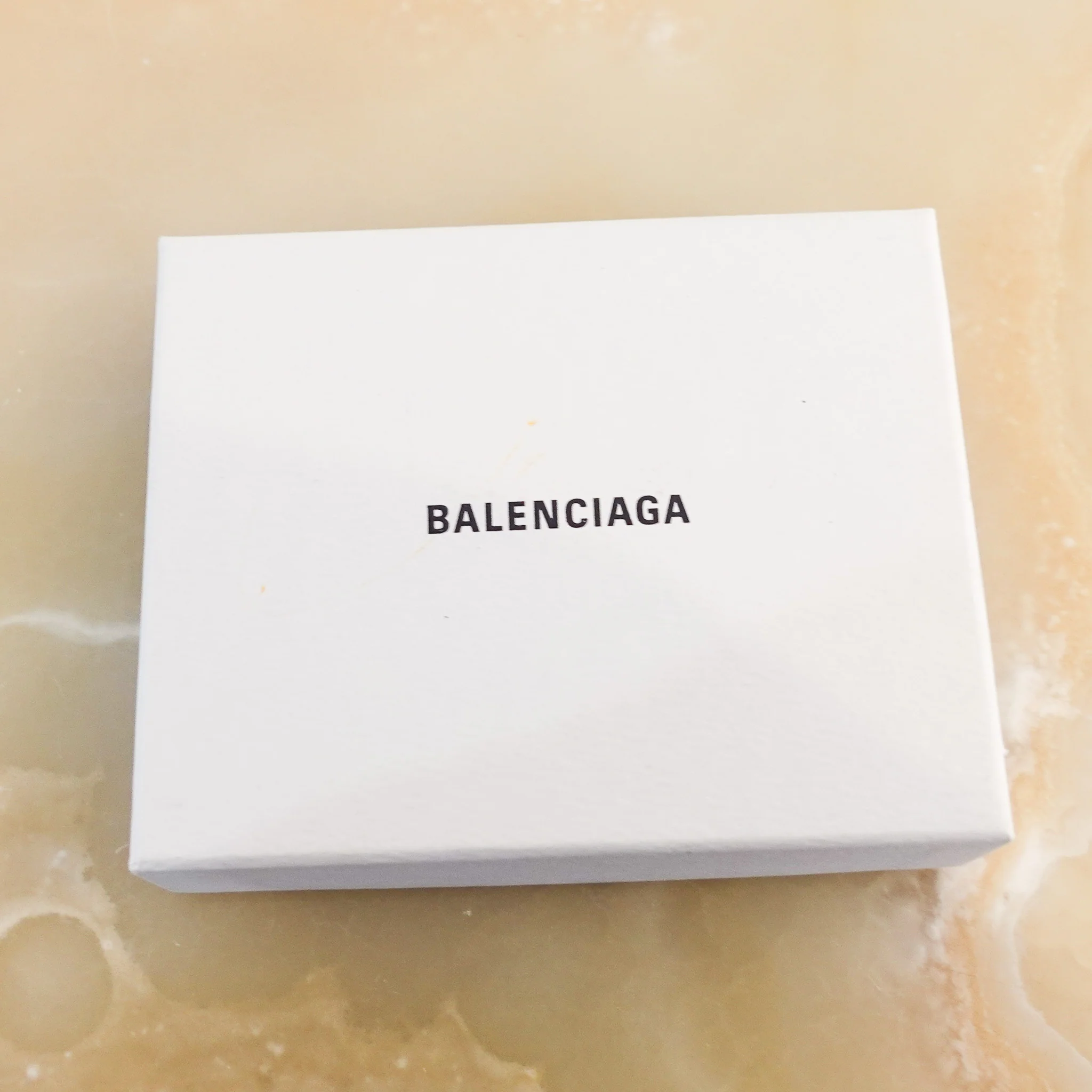 Balenciaga  White card holder RNEWhite card holder RRP £295- FINAL SALE NO RETURNS - Image 9